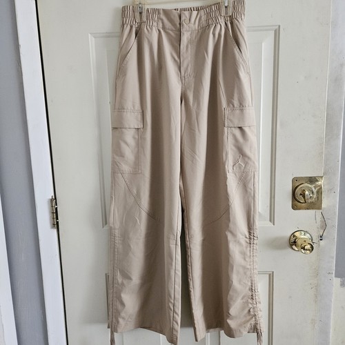Air Jordan, NWOT Air Jordan WMNS M Cargo Pants Scrunch Bottom Beige Stretch Wide Leg Nike