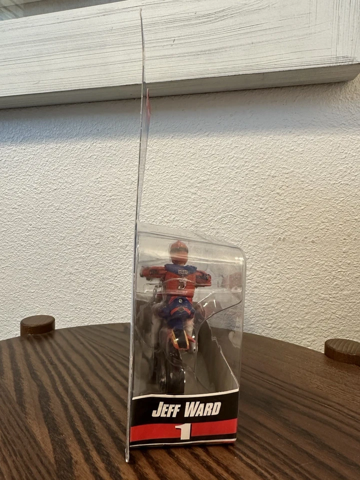 2007 Hot Wheels Moto Jeff Ward #1 Dirt Bike Toy Honda Supermoto Figure Rare New - Image 4 of 4