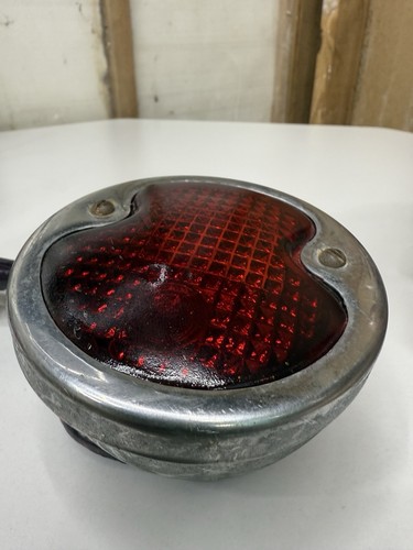 1932 FORD PICKUP TAIL LAMP WITH BRACKET Great Shape Duolamp - Bild 7 von 7