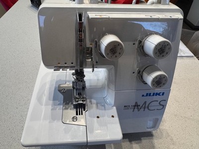 Juki MCS-1500N Coverstich Maschine Covermaschine Nähmaschine + Zubehör