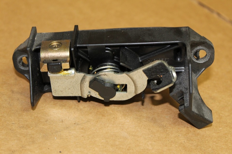 2003 - 2008 Toyota Matrix Pontiac Vibe Trunk Handle OEM | eBay