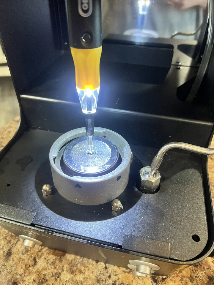 General Tools: 8-in-1 Lighted Precision Screwdriver With 3 Batteries - Image 2 of 4