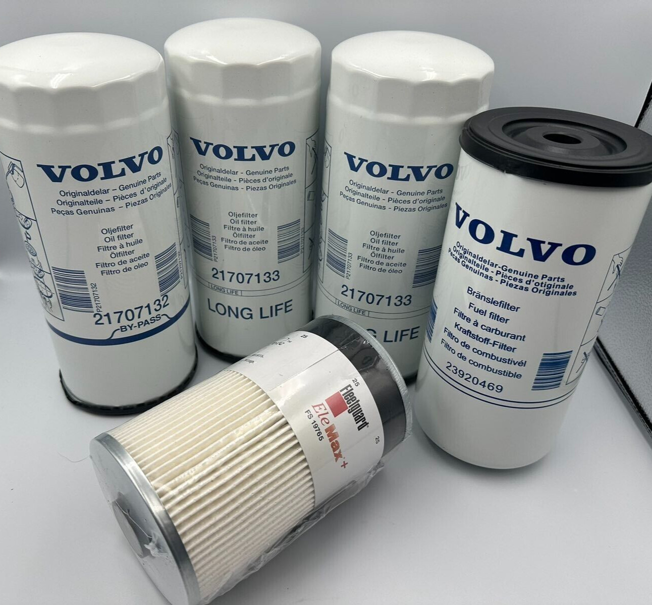 Kit Volvo D13 Oil, Fuel Filters  21707133 (2), 21707132, 23920469,  19765