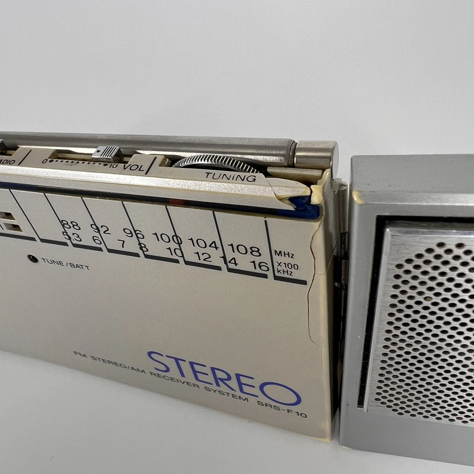 Vintage Sony SRS-F10 Walkman FM Stereo AM Receiver - Image 2 of 4