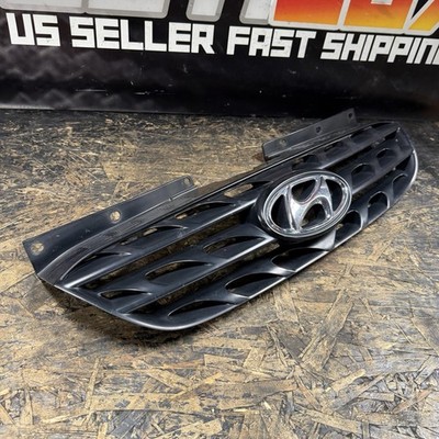 2010-2012 Hyundai Genesis Coupe Front Bumper Radiator Upper Center Grille OEM