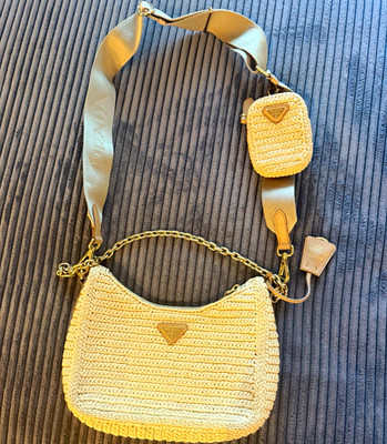 PRADA Re-Edition 2005 Bast Schultertasche Beige Kette Reißverschluss abnehmbar