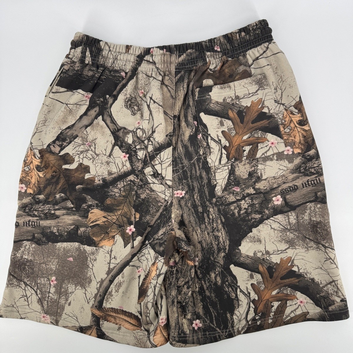 【特注加工】DARC SPORTS (ウエスト28inch→26〜27inch) Darc Sport Dual Stud Osiris Cherry Blossom Camo Sweat Shorts OS
