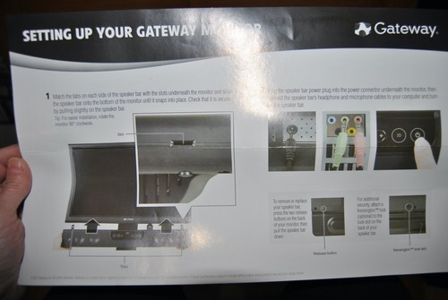 NEW TRUE DIGITAL 7" PHOTO FRAME. JUST INSERT YOUR MEMORY CARD! REMOTE INCLUDED! - Picture 2 of 4
