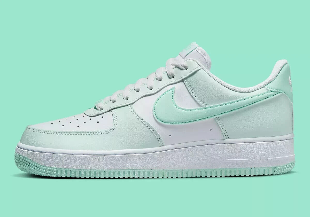 Мужские кроссовки Nike Air Force 1 07 на низком каблуке, светло-зеленые, мятно-белые, FZ4123-394, Размер