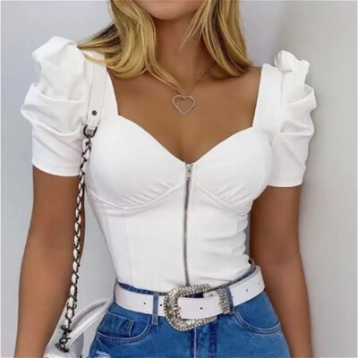 Blusa de manga corta tipo globo ajustada con cuello en V para mujer. 