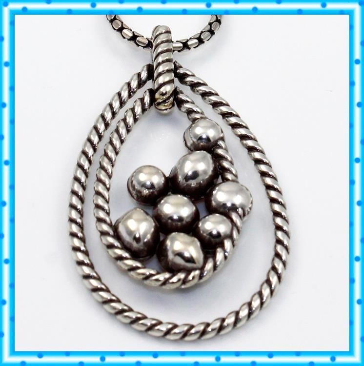 Collana in oro giallo con topazio azzurro e diamante bianco – Le Muse Gioielli