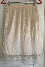 Vintage Nylon Half Slip Made In USA Lace Trim Women’s M