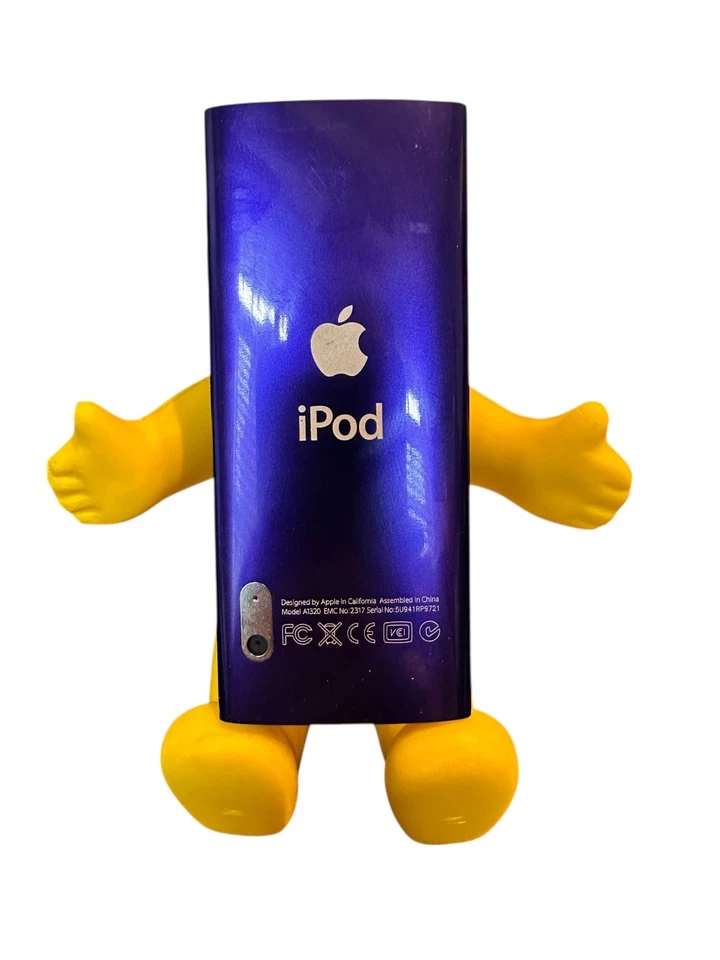 Apple iPod Nano 5ta Generación 8 GB Púrpura con Estuche y Cargador Foto 3 de 4