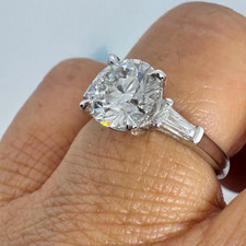 Lab-Created Diamond Wedding Ring 18K White Gold 2.30 Ct Round Cut IGI Certified