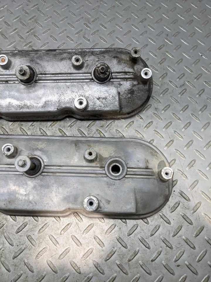 Chevrolet Tahoe 2009-2014 tapa válvula motor izquierda y derecha 12642655 1153125 Foto 4 de 4