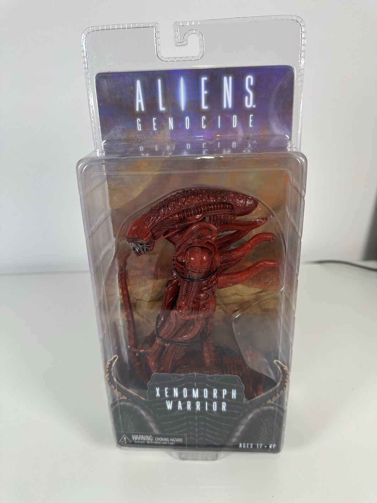 NECA 2015 Aliens Genocide Series 5 Xenomorph Warrior (Red) Action Figure WYI