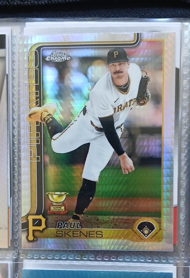 2025 Topps Chrome - Paul Skenes #300 Prism Refractor