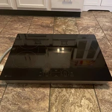 GE Profile PHP9030DTBB 30" Black Smart Touch control 4 Element Induction Cooktop