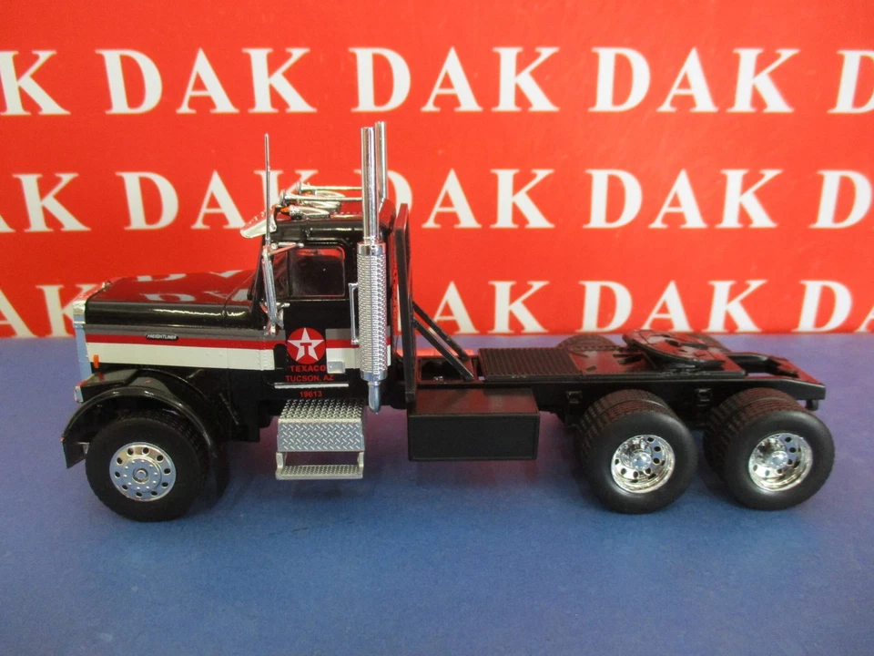 Die cast 1/43 Modellino Camion Truck Freightliner FLC 120 64T Cisterna Texaco - Immagine 4 di 4