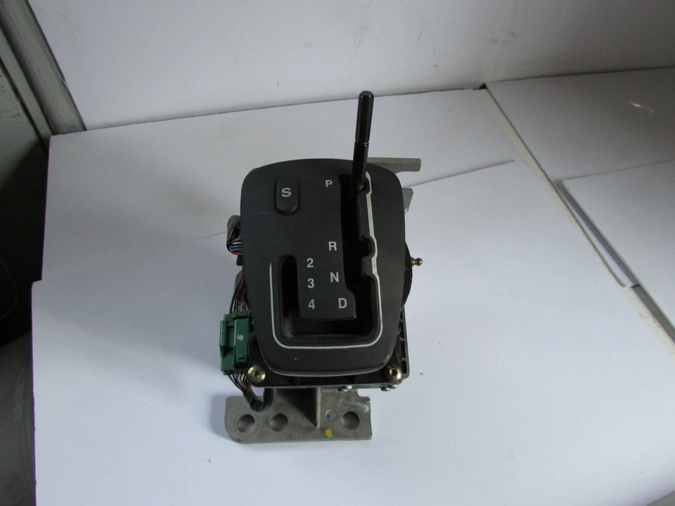 2002-2008 JAGUAR X TYPE TRANSMISSION FLOOR GEAR SHIFTER W OUT KNOB 1X43-7K004-AE - Image 2 of 4