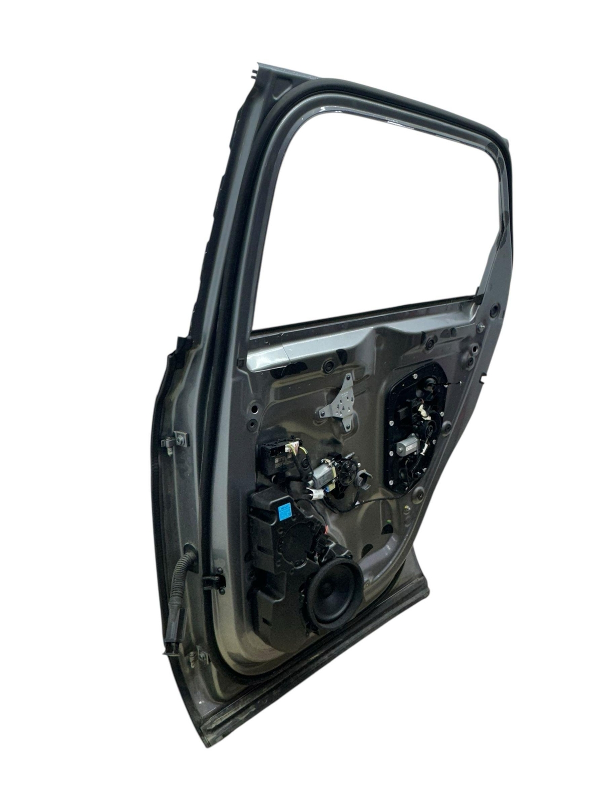 2016-2020 BENTLEY BENTAYGA REAR RIGHT DOOR ASSEMBLY W/O GLASS | HALLMARK (6777)