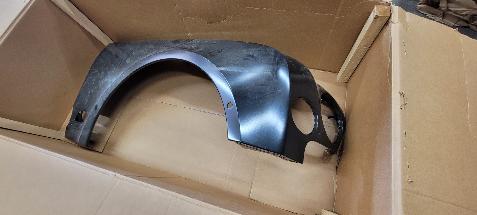BENTLEY MULSANNE FRONT RIGHT PASSENGER SIDE FENDER WING OEM 3Y0821018 NEW