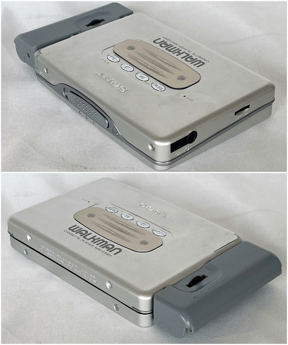 SONY WM-EX811 1995 Walkman W/Battery box Cassette Player