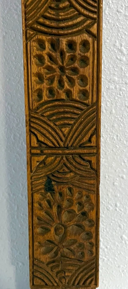 Antiguo molde para pastel de arroz Ddeoksal coreano siglo XIX tallado a mano firmado 1873 Foto 4 de 4