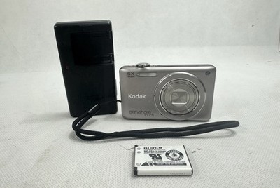 Kodak EasyShare Touch M5370 16MP 5x Zoom Digital Camera Silver Touchscreen