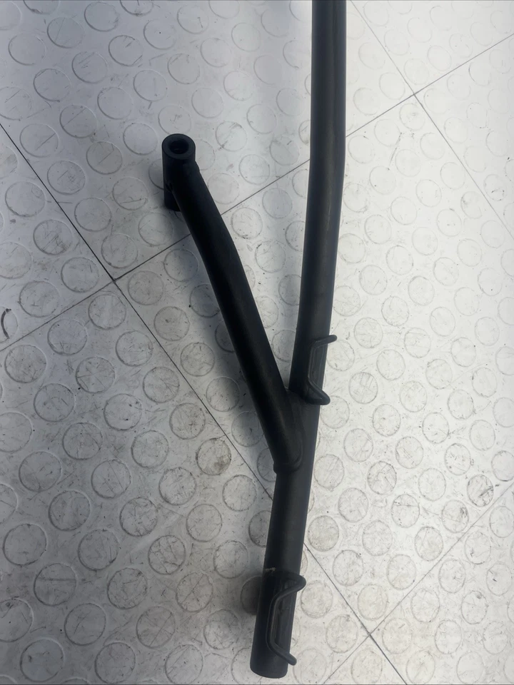 Оригинальная левосторонняя направляющая для рамы Kawasaki Versys-X 300 KLE300 2017-2022 годов выпуска - Изображение 2 из 4