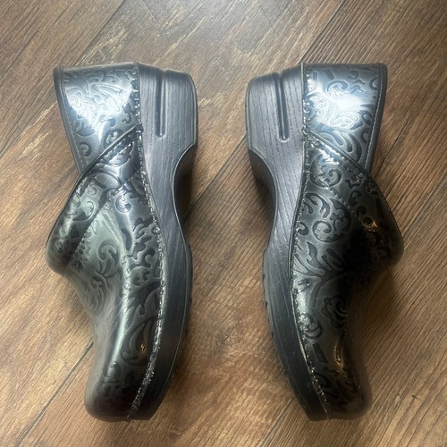 Dansko Black Silver Scroll Healthcare Clogs Comfort Orthotic Womens Size 40 9.5 - Picture 7 of 7