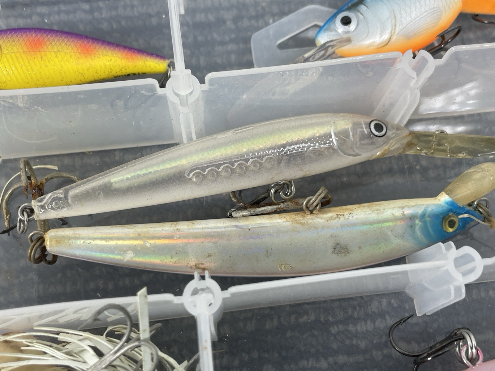 🔥 Lot Of Fishing Lures • Rapala Jigs Poppers Spoon & Box Catch Bass Trout Fish - Image 12