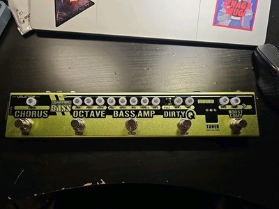 Valeton Dapper Bass Guitar Multi-Effects Pedal Strip Tuner, Chorus, Octaver
