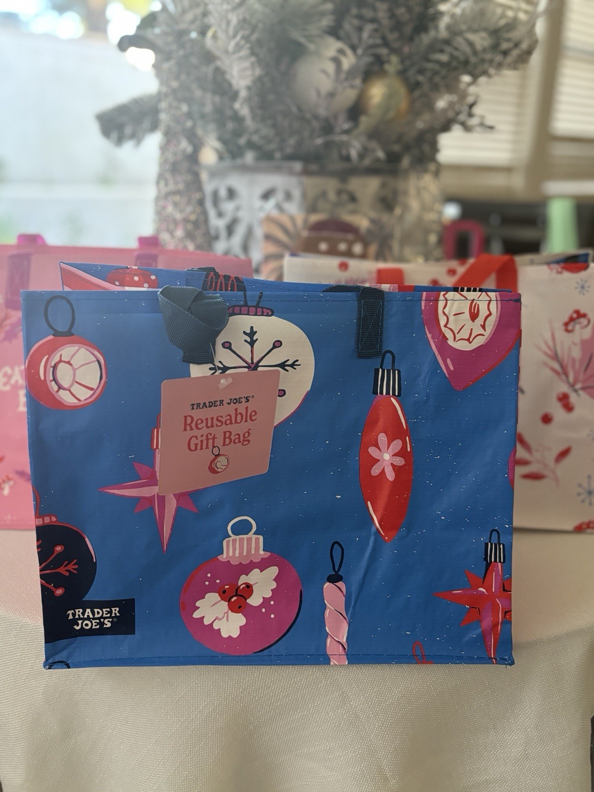 Trader Joes’s Limited Release Holiday Reusable Shopping Tote Bag 3 Set  2025