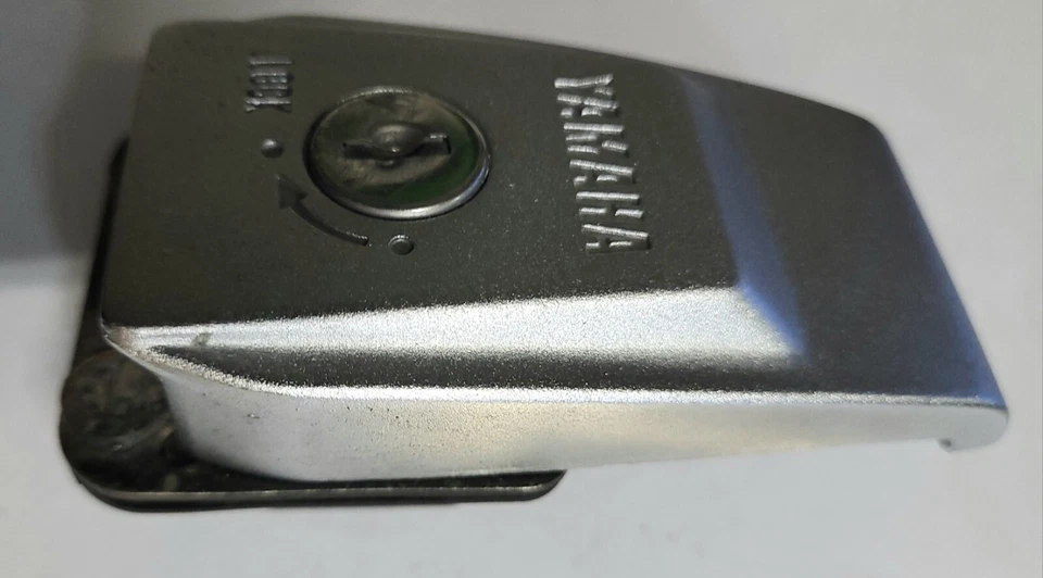 OEM YAMAHA VENTURE ROYALE 1300 XVZ13 SADDLEBAG LOCK 1986-1993 1NL-28408-02-00 - Image 2 of 4