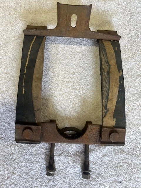 Plymouth Valiant 1974, Dodge Dart escape hangar nuevo de stock Foto 2 de 2