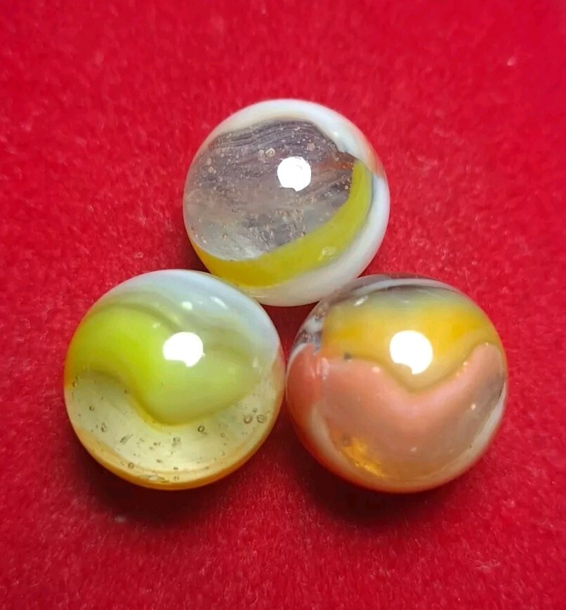 *SAME RUN* Vtg. NM 5/8" EARLY WHISPY VITRO MARBLES LOT! WHITE/SALMON