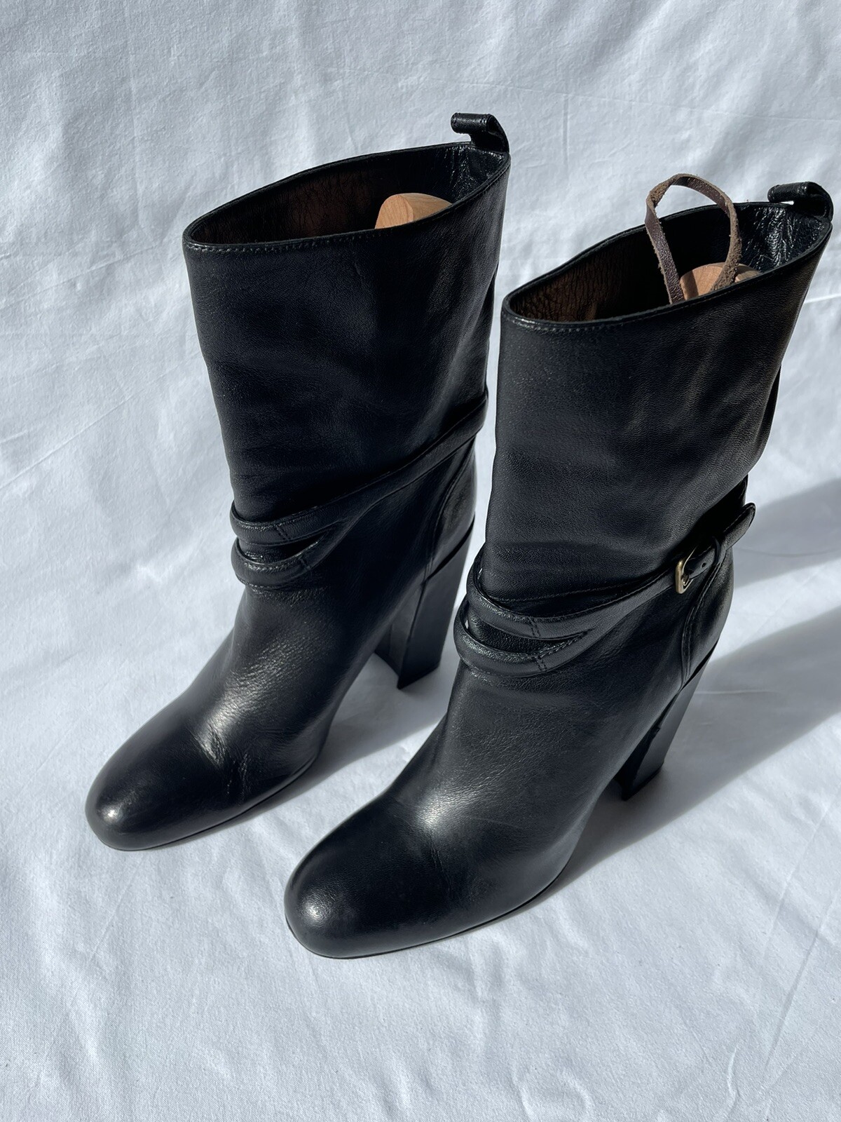 Stivali YSL Yves Saint Laurent in pelle nera