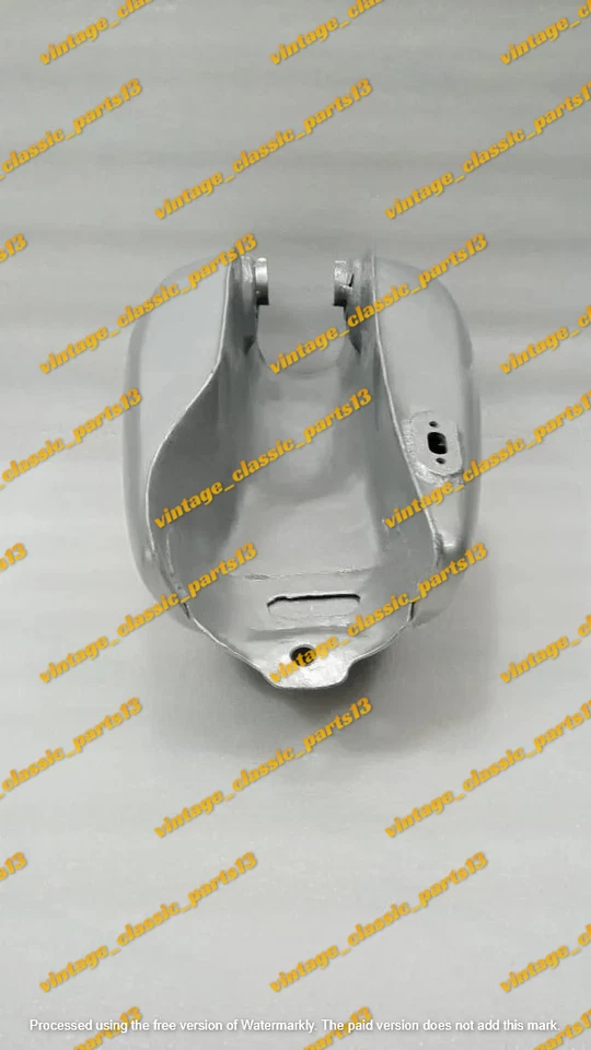 Honda SL125 SL100 K1 1973 to 1975 Model Silver & Grey Painted Steel Petrol Tank — 第 4/4 张图片