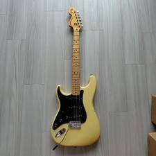Fender Stratocaster Guitar Left No.MG2695