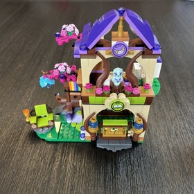 LEGO Elves Secret Market Place 41176 99.9% Complete Minus Box