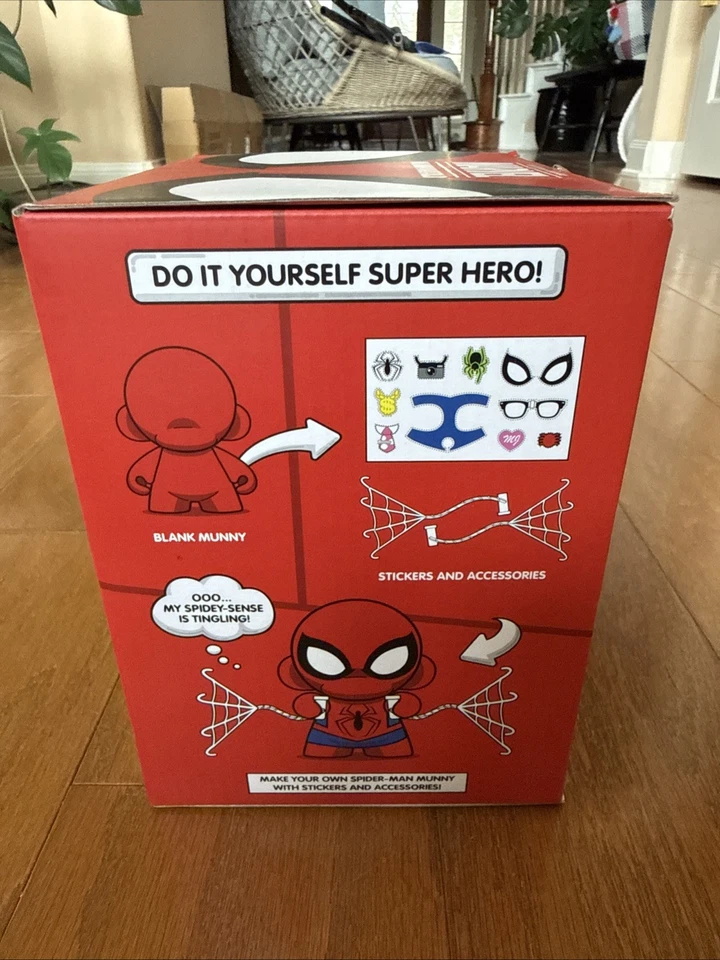 Kidrobot Marvel Munny: Spider-Man Action Figure DIY 7" designer urban vinyl - Image 2 of 4