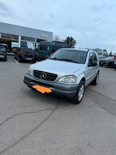 mercedes-benz m-klasse 1999 w163 ml 320 in Silber mercedes-benz m-klasse 1999 w163 ml 320 in Silber