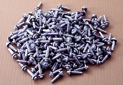 ELCO FAB LOK EZJ100 10-24 X 1.407 STEEL BOLT FASTENERS LOT OF 200 D-18338534
