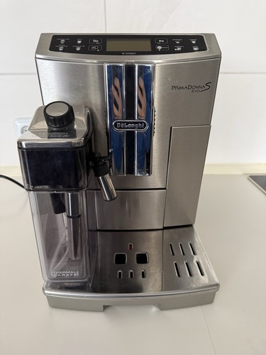 DeLonghi PrimaDonna S Evo ECAM 510.55.M 2 Tassen Kaffeevollautomat - Edelstahl