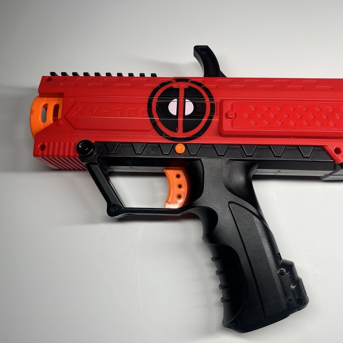 NERF Rival Apollo XV-700 Deadpool Edition Blaster w/ Magazine +
