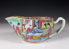 Superb Antique 19c Chinese Export Rose Mandarin Porcelain Sauce Gravy Boat Bowl