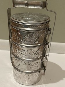 Vintage Tiffin 🇹🇼 Taiwan metal Stackable Lunch Pails 🪣