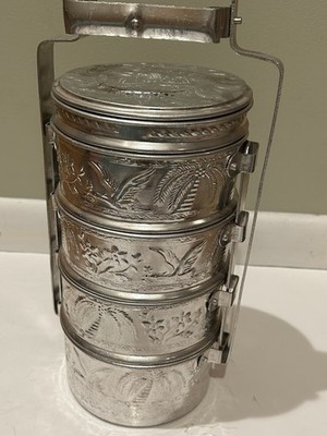 Vintage Tiffin   Taiwan metal Stackable Lunch Pails  