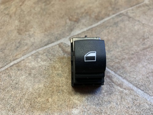 BMW 4 Gran Coupe F36 Schalter für Fensterheber hinten rechts 9208107 24635634